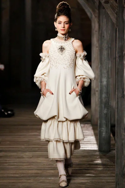 Look 71